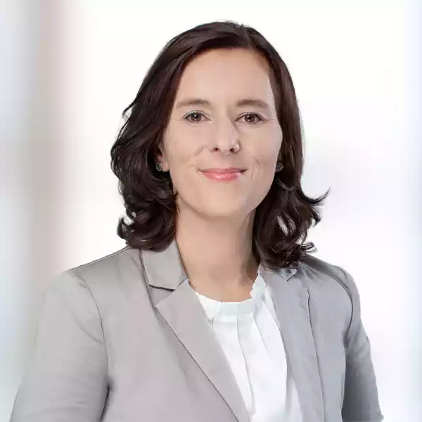 Nicole Huster